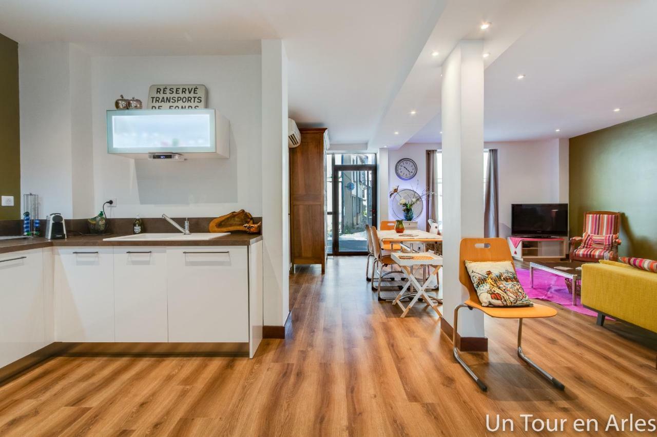 Un Tour En Arles Apartment Ngoại thất bức ảnh